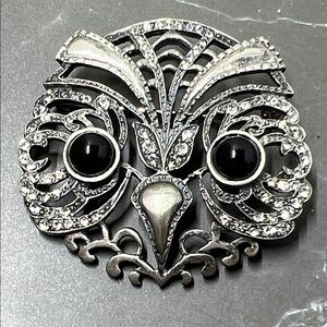 MMA Metropolitan Museum of Art Owl Pin Brooch